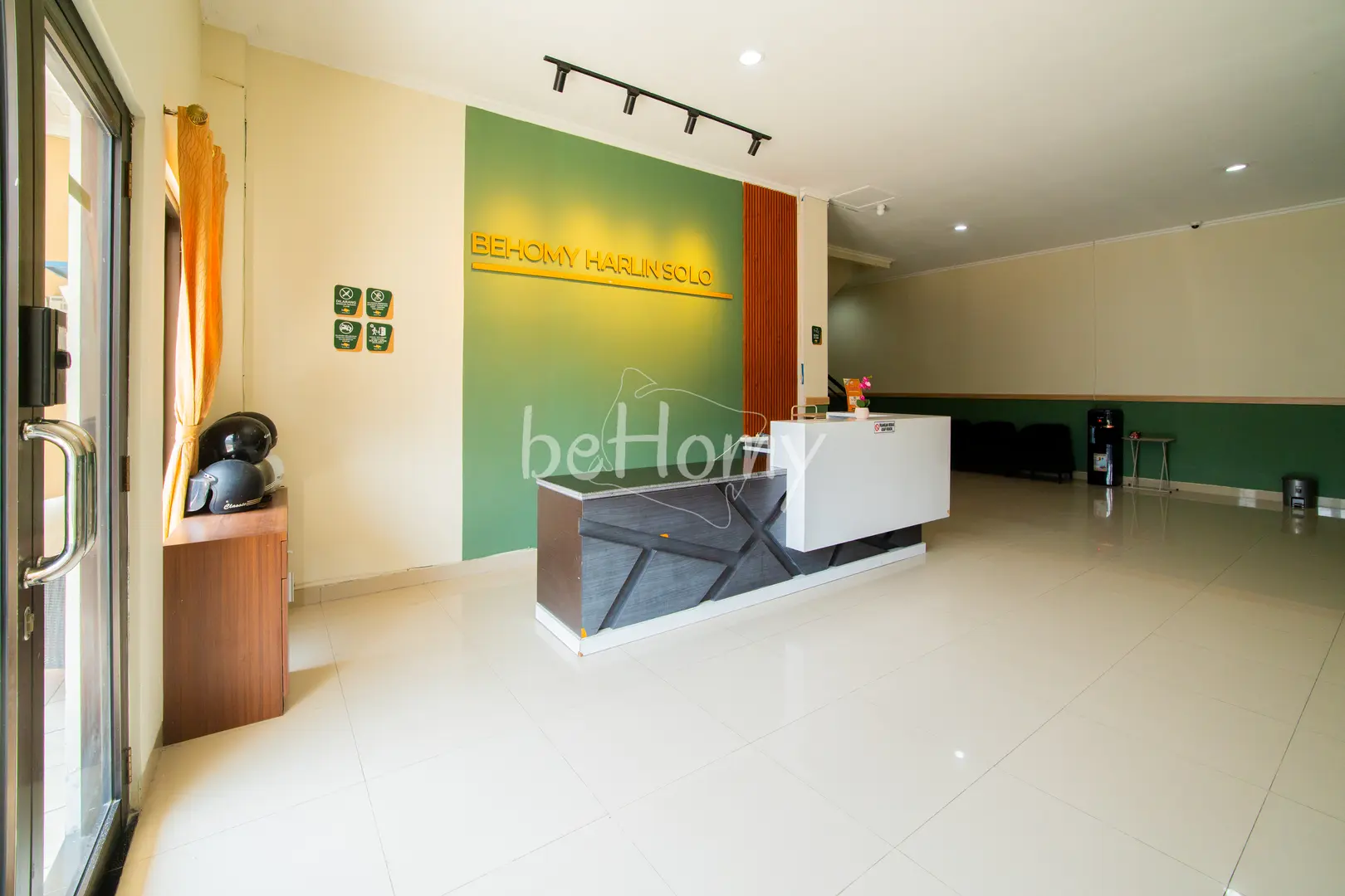foto properti Behomy Harlin Solo