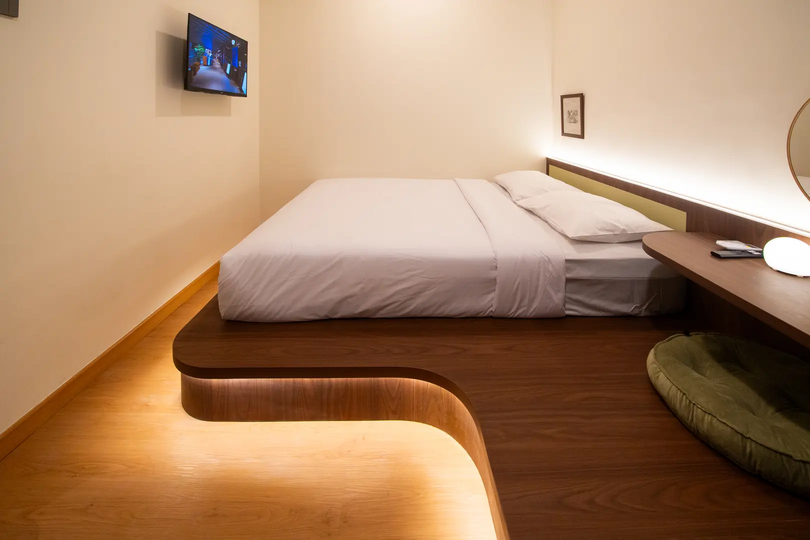 foto kamar Tipe Standar properti Hoteru By Behomy
