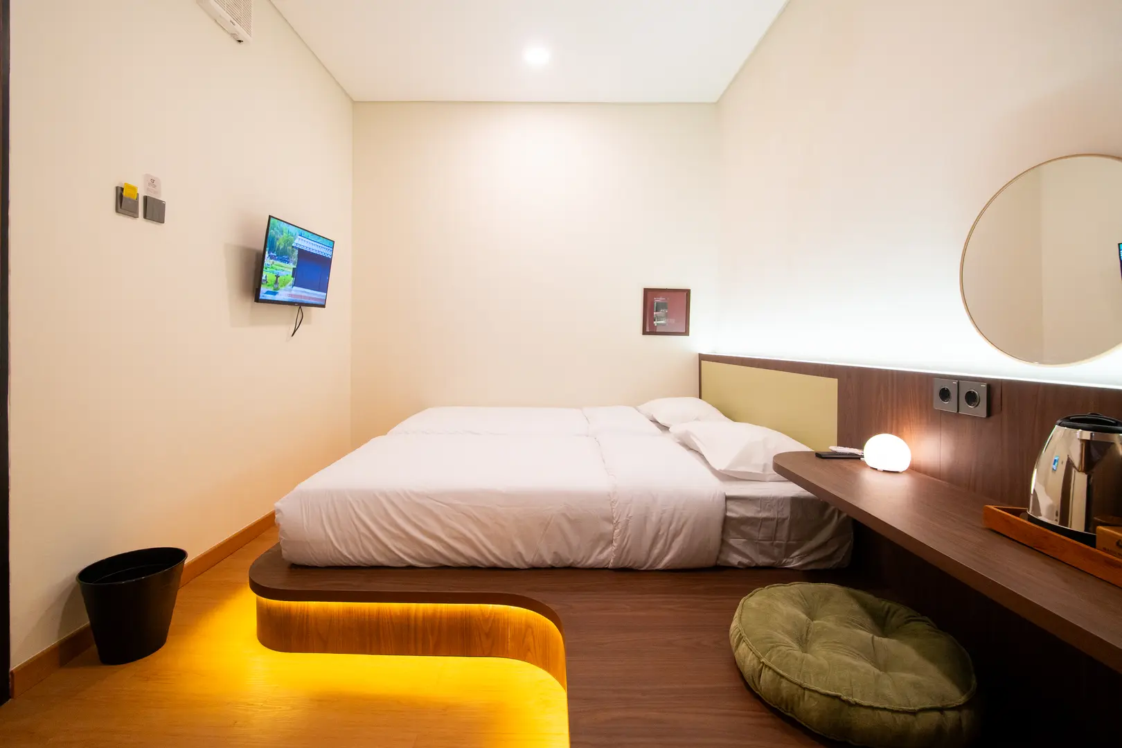 foto kamar Tipe Twin Bed properti Hoteru By Behomy