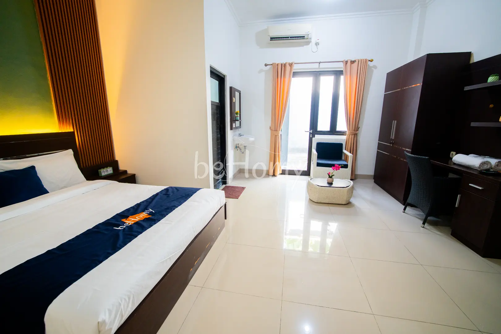foto kamar Tipe Balcony properti Behomy Harlin Solo