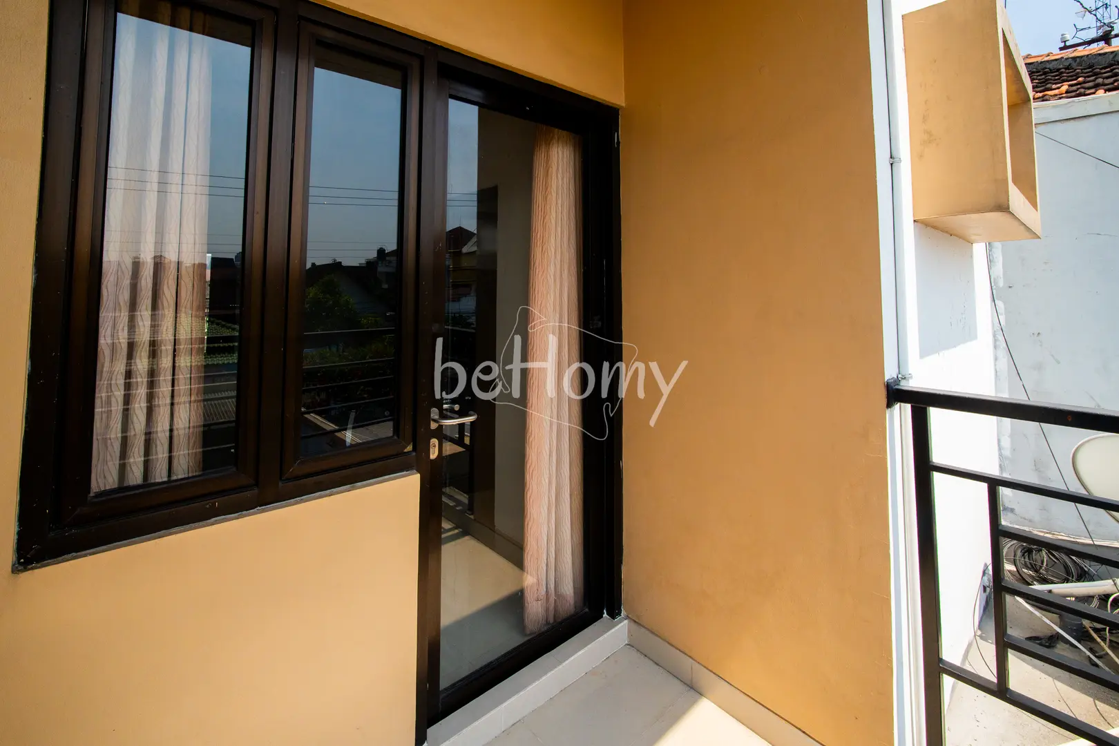 foto kamar Tipe Balcony properti Behomy Harlin Solo