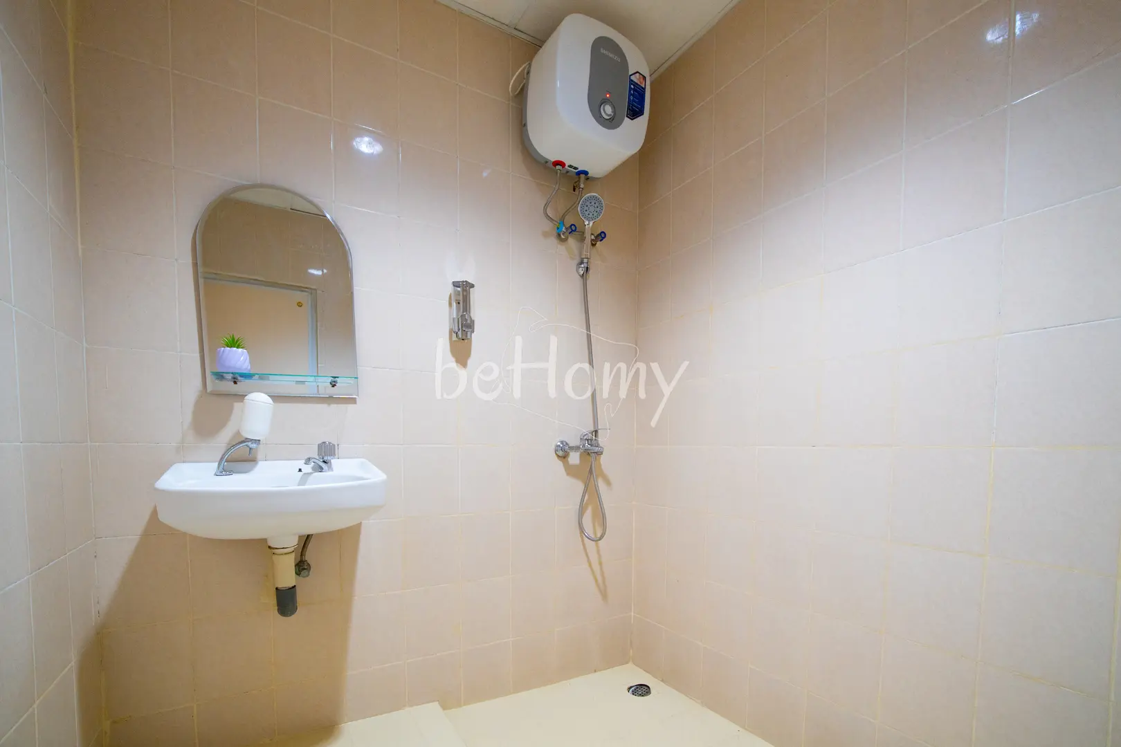 foto kamar Tipe Superior properti Behomy J Home Bandung