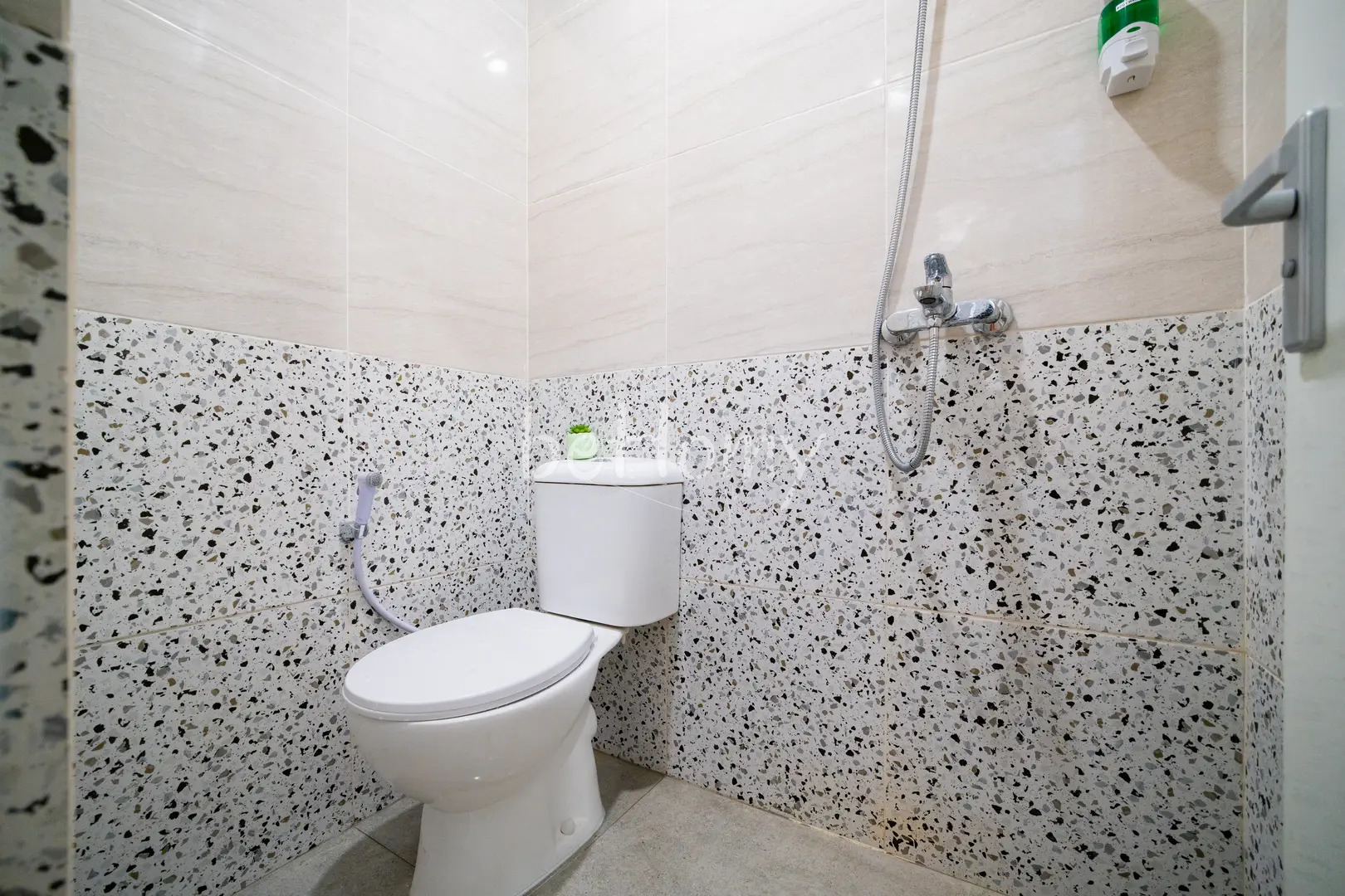 foto kamar Tipe Superior properti Behomy Urban Point Karawang